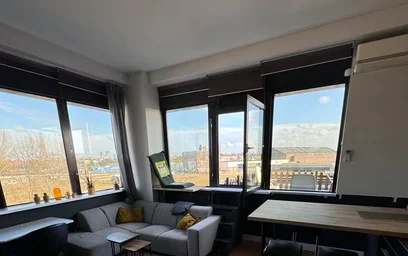 Modern and bright flat in {area}