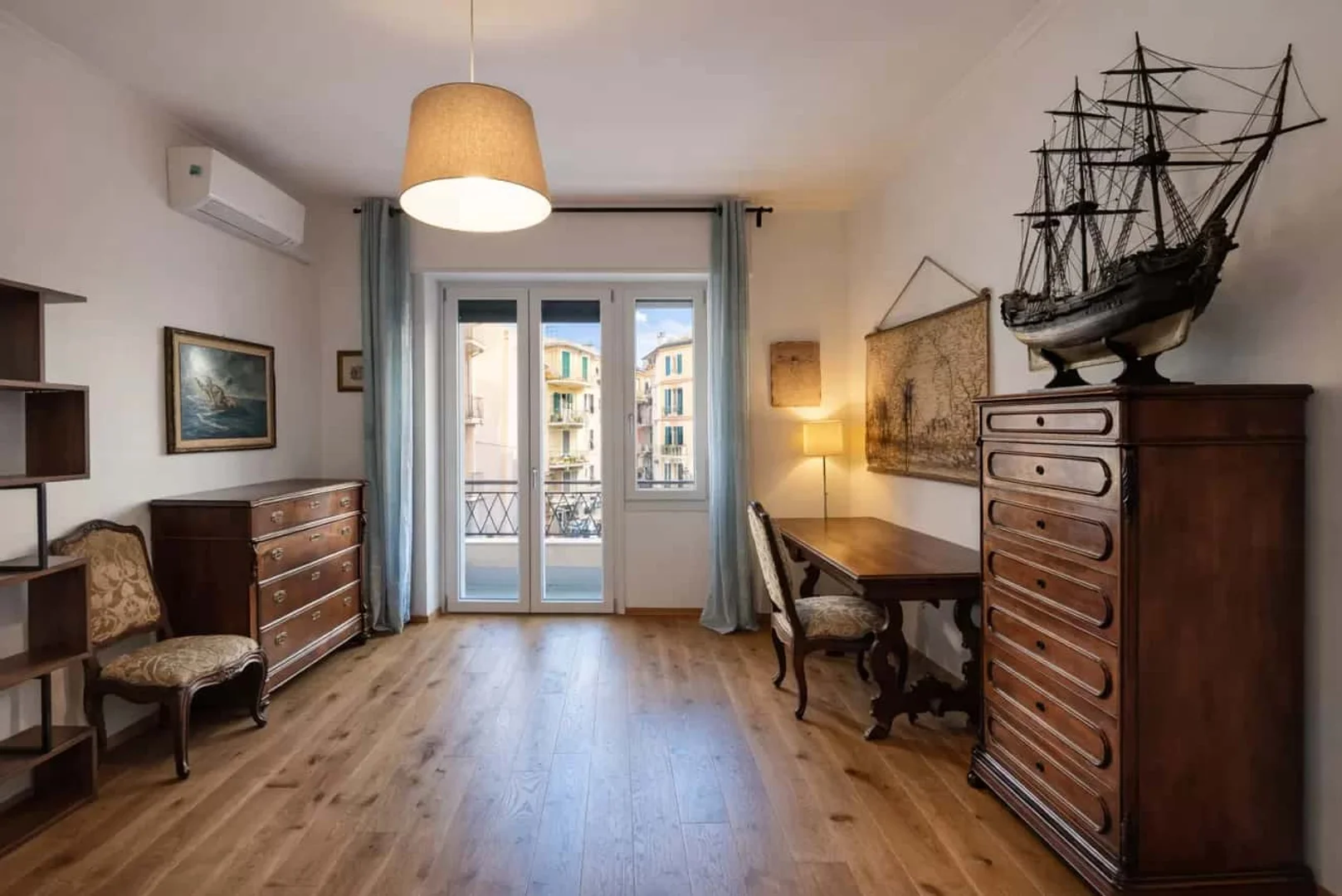 Via Antonio Cantore, 50, 16149 Genova GE, Italia
