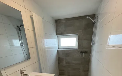 Quarto para alugar num apartamento partilhado em {area}