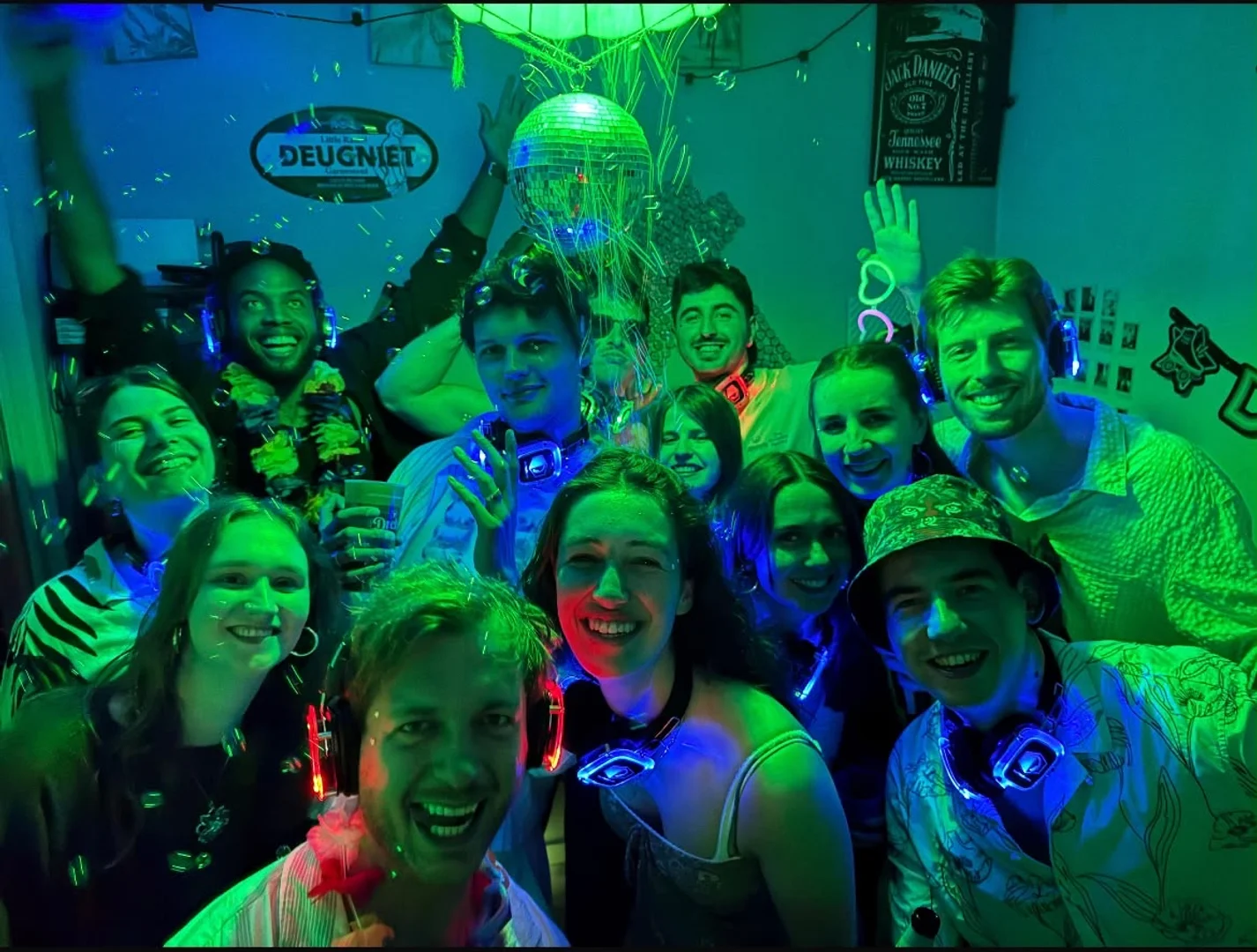 Camera per studenti in  con area studio e servizi in comune