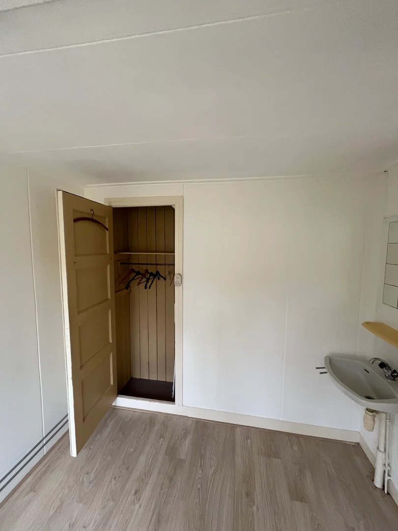 Zimmer in Studentenwohnung in  zu vermieten, voll möbliert