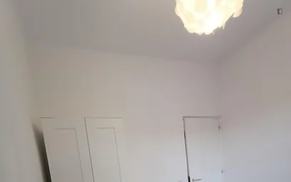 Privatzimmer in der R. Dona Maria Ana de Áustria, bild 3 von 15