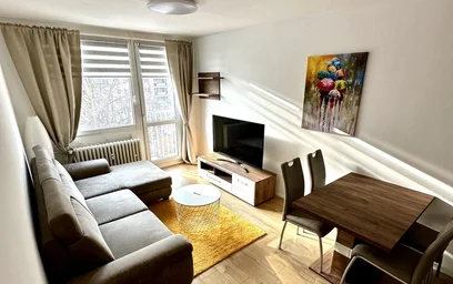 Apartamento moderno y luminoso en {area}