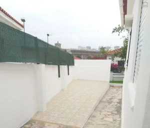 Private room at Campolide - Rua Dona Maria Ana de Áustria, image 8 of 12