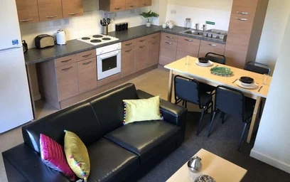 Private room in residence at 135 Great Horton Rd, Bradford BD7 1QG, United Kingdom, image 17 of 39