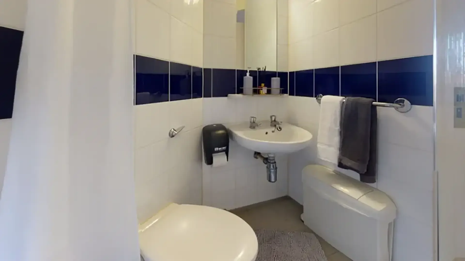 Apartamento estúdio chique perto do campus em 