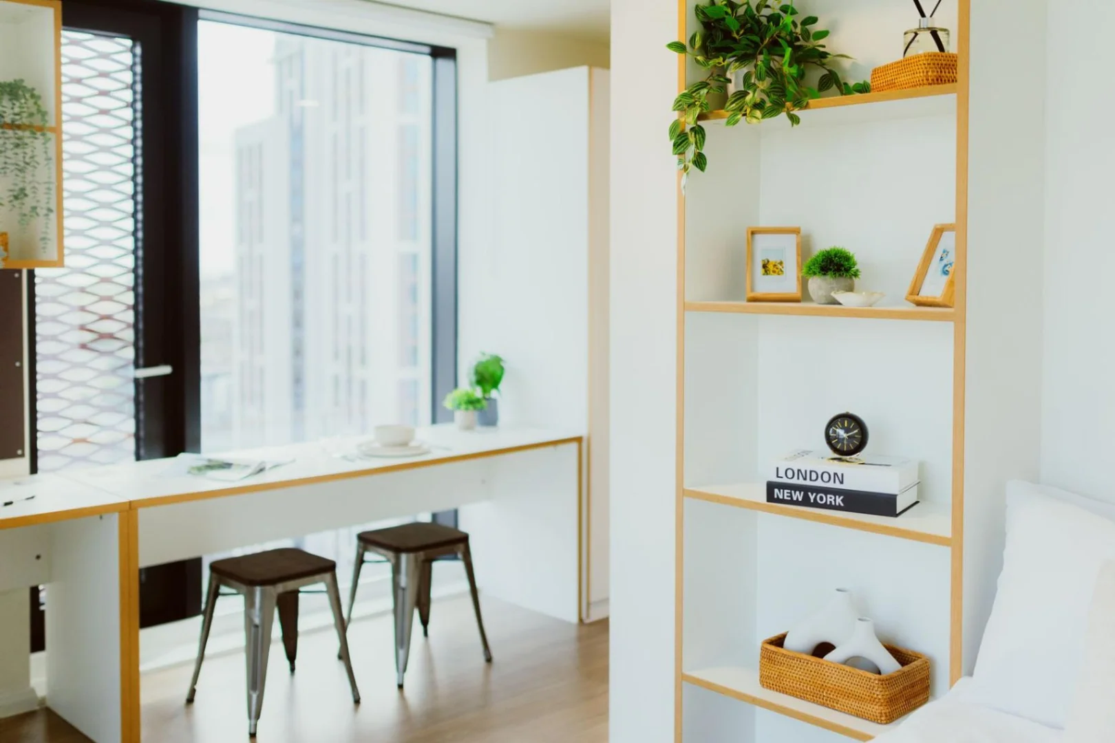 Comfortable and spacious student room in 