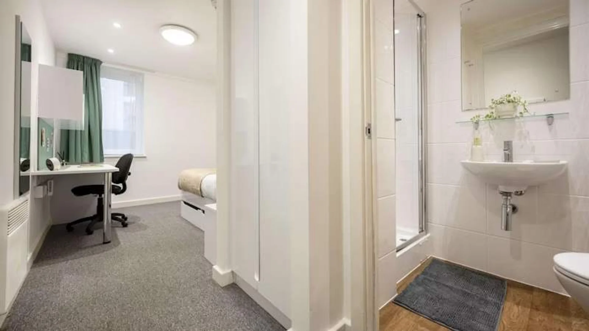 Habitación acogedora para estudiantes disponible en 