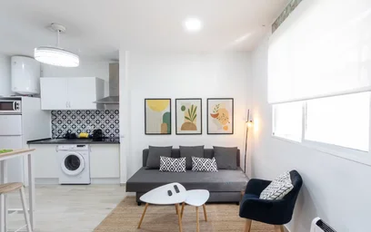 Apartamento inteiro em Calle de Martínez de la Riva, Puente de Vallecas, imagem 1 de 10