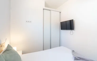 Apartamento inteiro em Calle de Martínez de la Riva, Puente de Vallecas, imagem 4 de 10