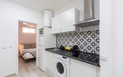 Apartamento inteiro em Calle de Martínez de la Riva, Puente de Vallecas, imagem 9 de 10