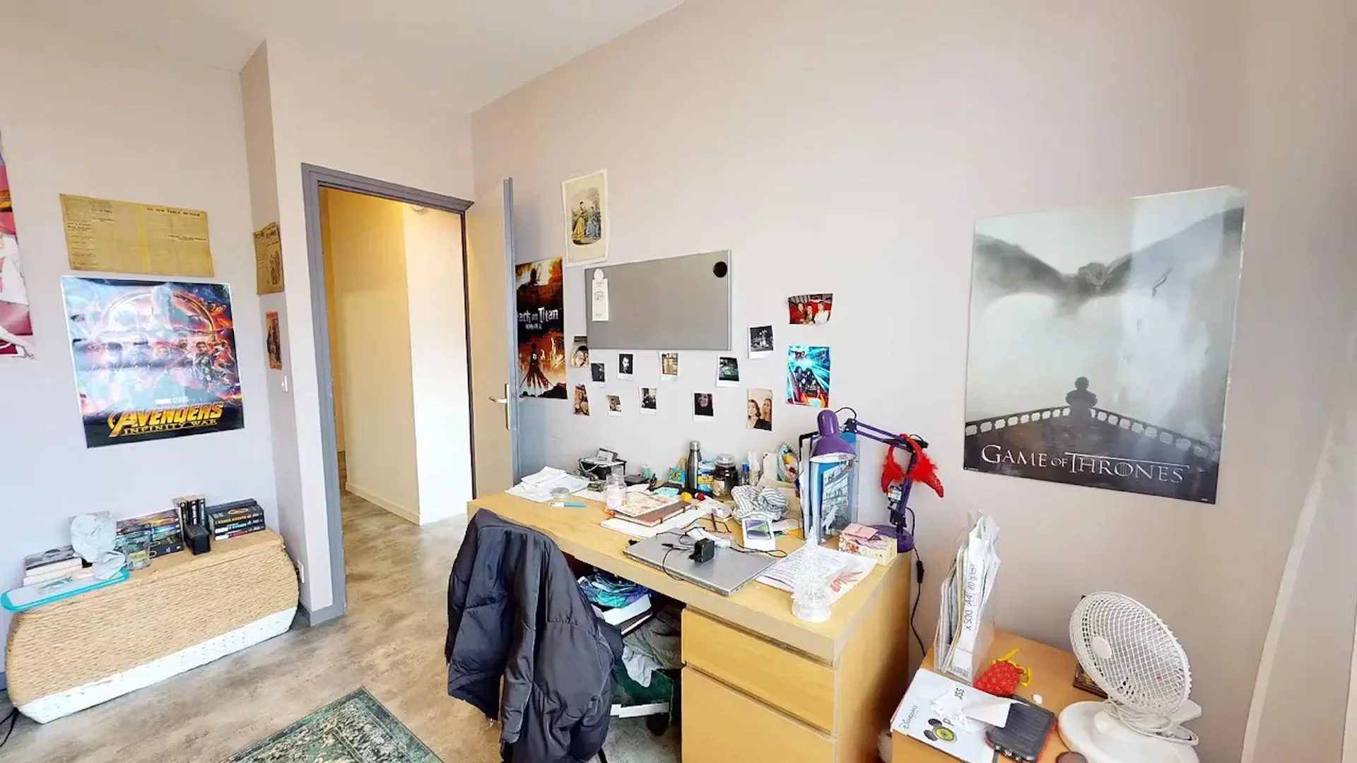 Chambre d'étudiant bon marché à proximité du campus dans 
