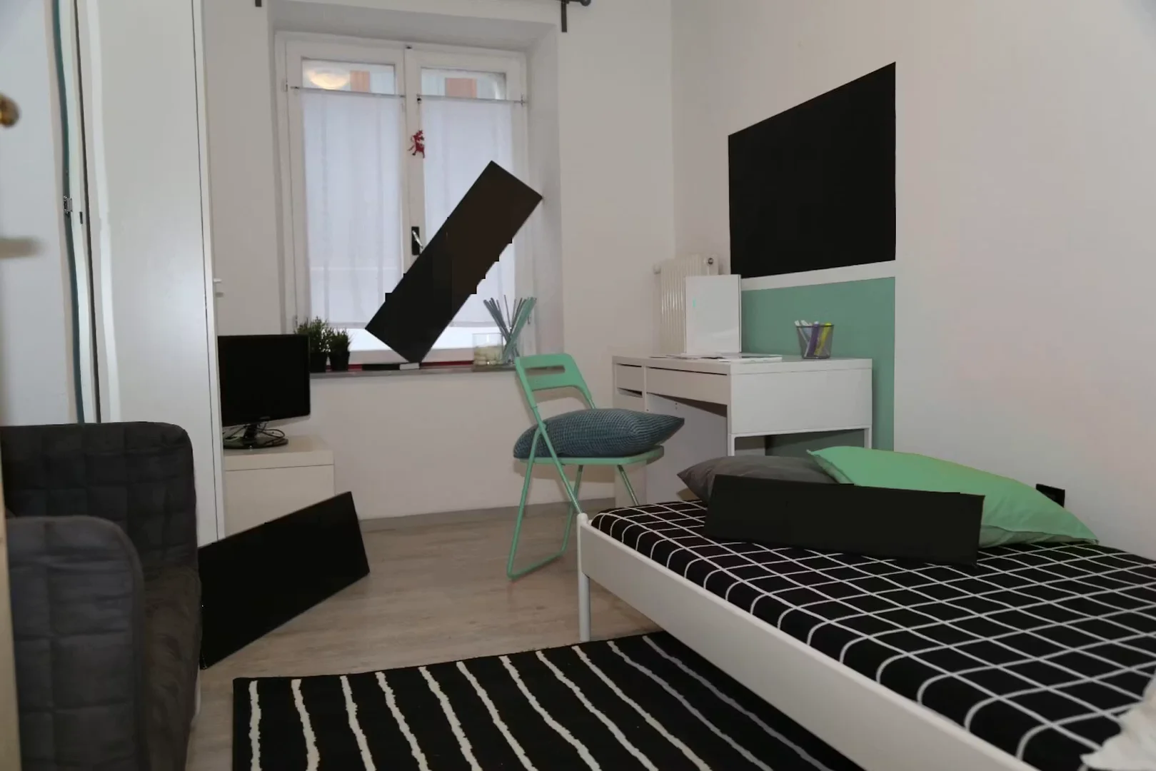 Chambre à louer dans un appartement d'étudiant à , entièrement meublée