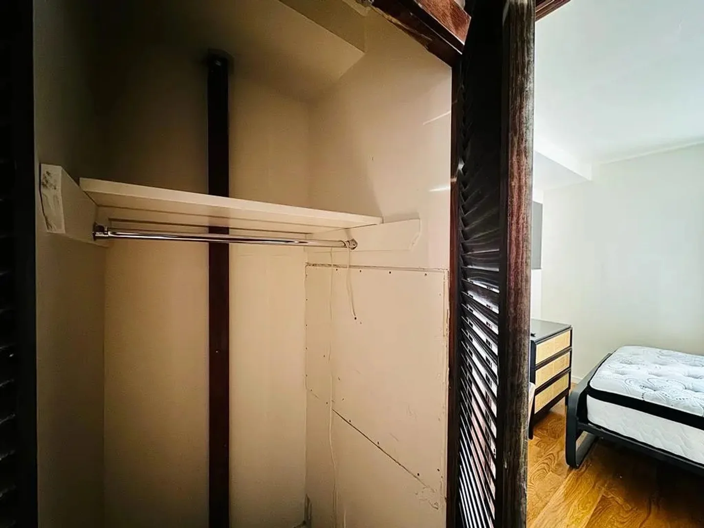 143 North 8th St,  1B, Williamsburg, Brooklyn, NY, 11249