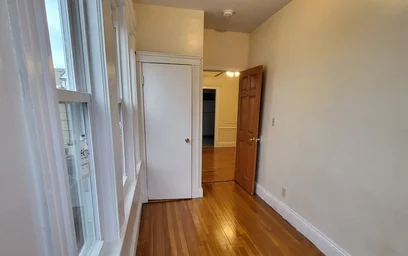 Apartamento moderno y luminoso en {area}