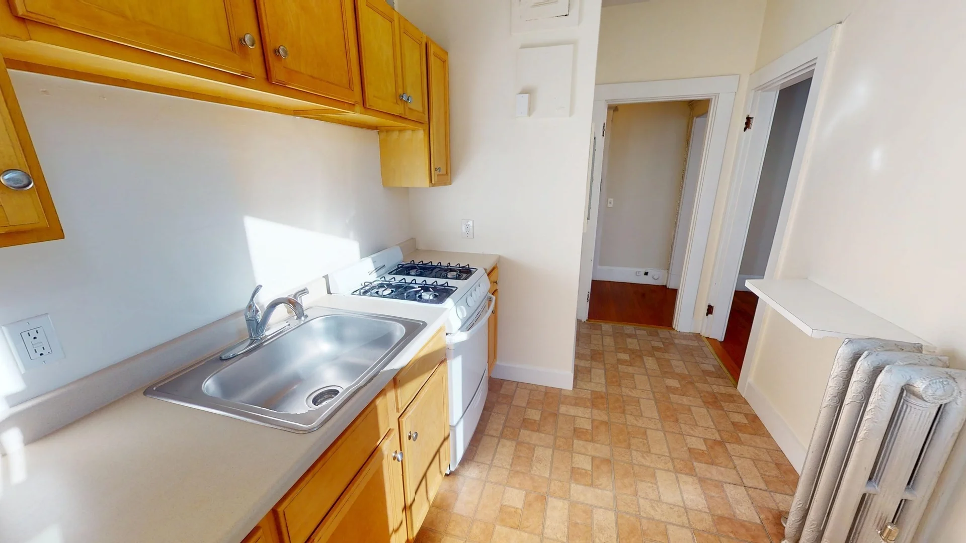 1376, Commonwealth, Unit 21, Allston, Boston, MA, 02134