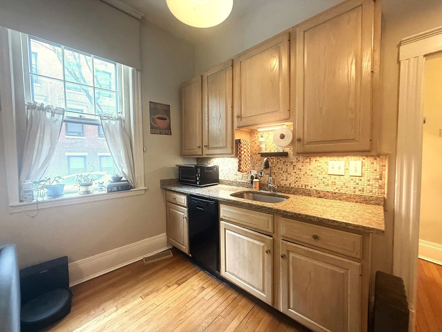68, Phillips St., Unit 1, Beacon Hill, Boston, MA, 02114