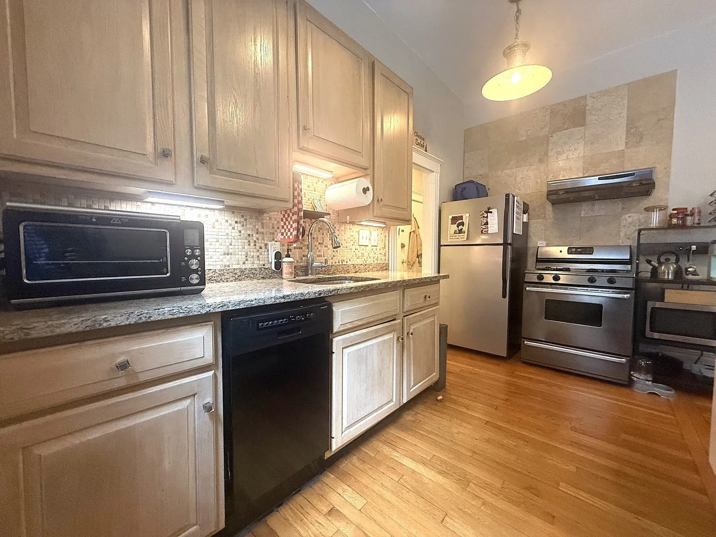 68, Phillips St., Unit 1, Beacon Hill, Boston, MA, 02114