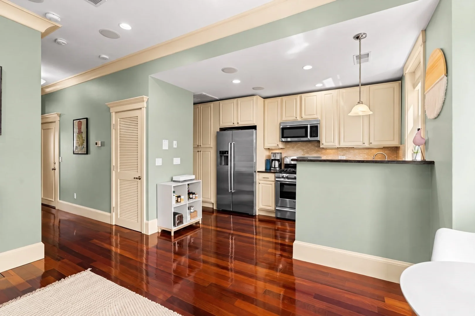 584, East 7th St., Unit 2, South Boston, Boston, MA, 02127