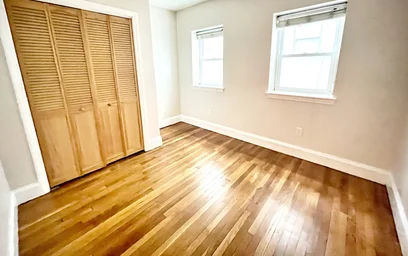 Appartamento intero in residence in 182, Cottage St., Unit 101, East Boston, Boston, MA, 02128, immagine 4 di 21