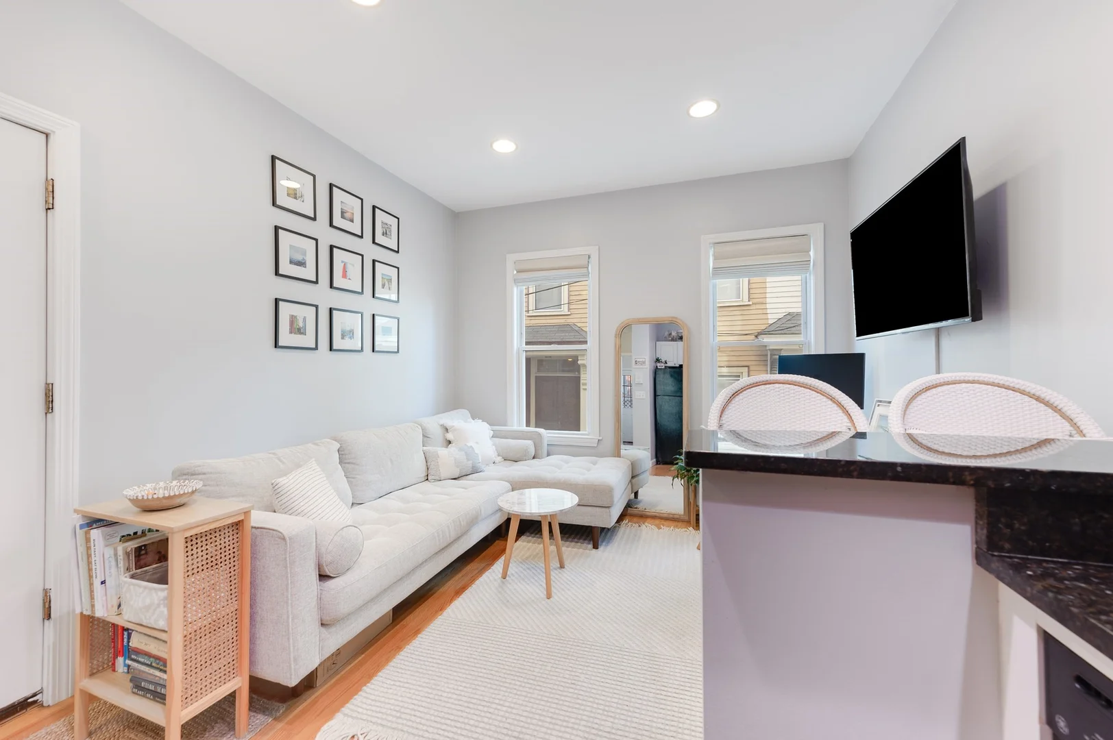 17, Burrill Pl., Unit 1, South Boston, Boston, MA, 02127