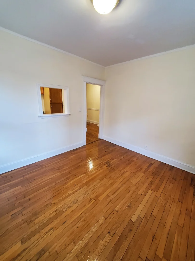 364, Riverway, Unit 12, Mission Hill, Boston, MA, 02115