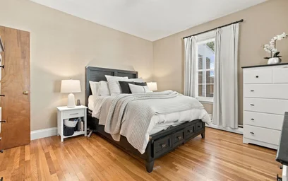 Appartamento intero in residence in 1001, Adams St., Unit 1, Dorchester, Boston, MA, 02122, immagine 2 di 16