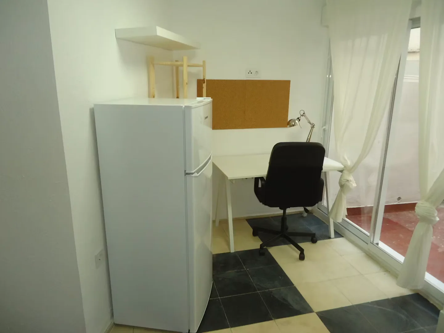 Komfortables und geräumiges Studentenzimmer in 