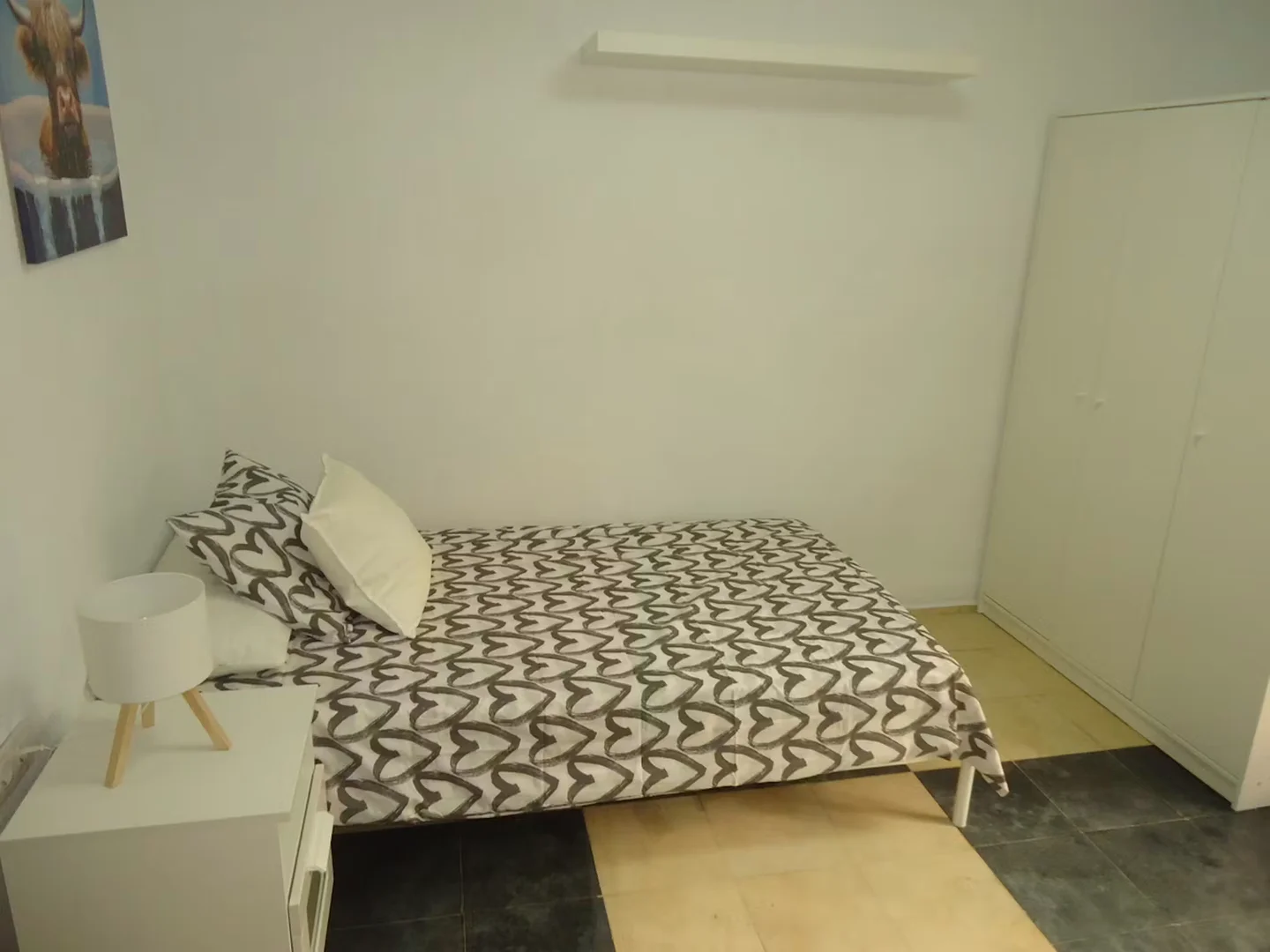 Helles und luftiges Studentenzimmer mit einfachem Zugang zur Universität in 