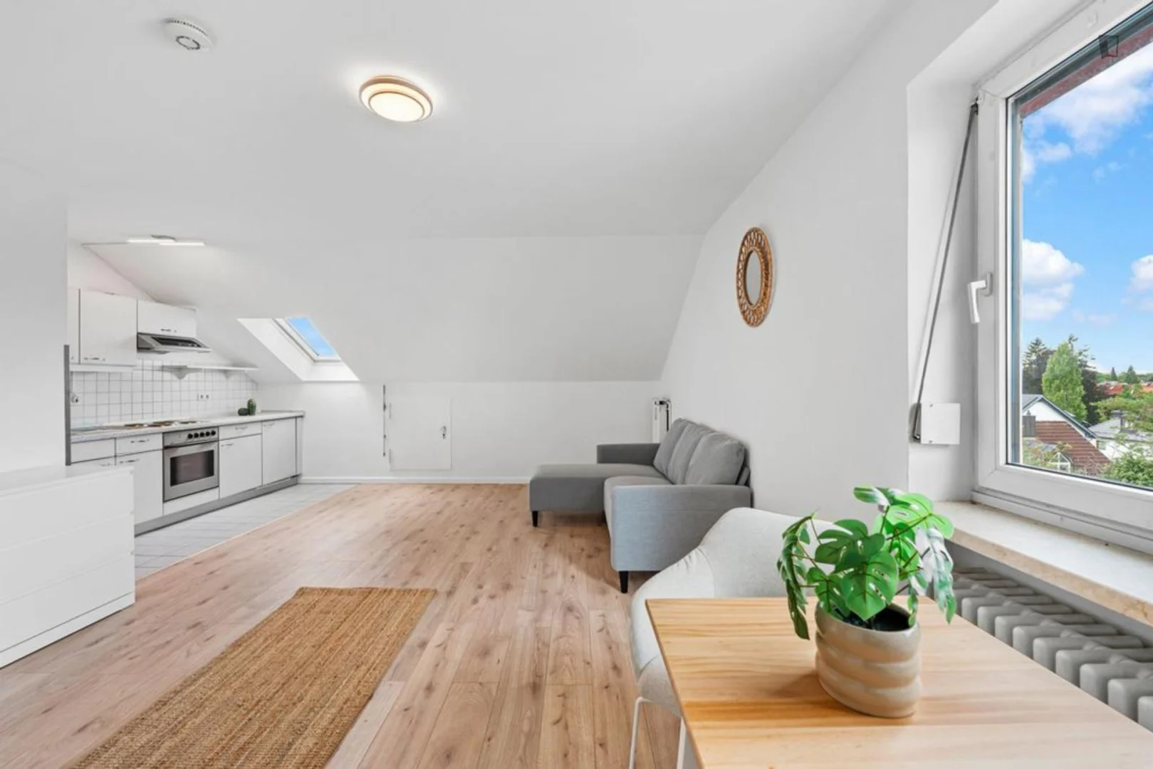 Chambre d'étudiant économique avec emplacement pratique dans