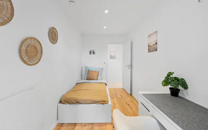 Chambre privée à Gotthardstraße, image 2 de 12