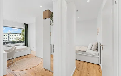 Private room at Elisabethstraße, image 8 of 9