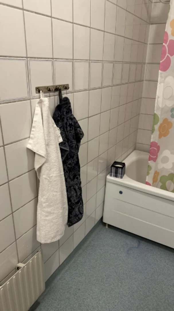 Funktionelles Studentenzimmer perfekt zum Studieren in 