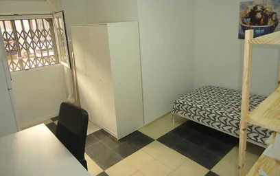 Quarto privado em Calle Maestro Priego López, Poniente Sur, imagem 3 de 10