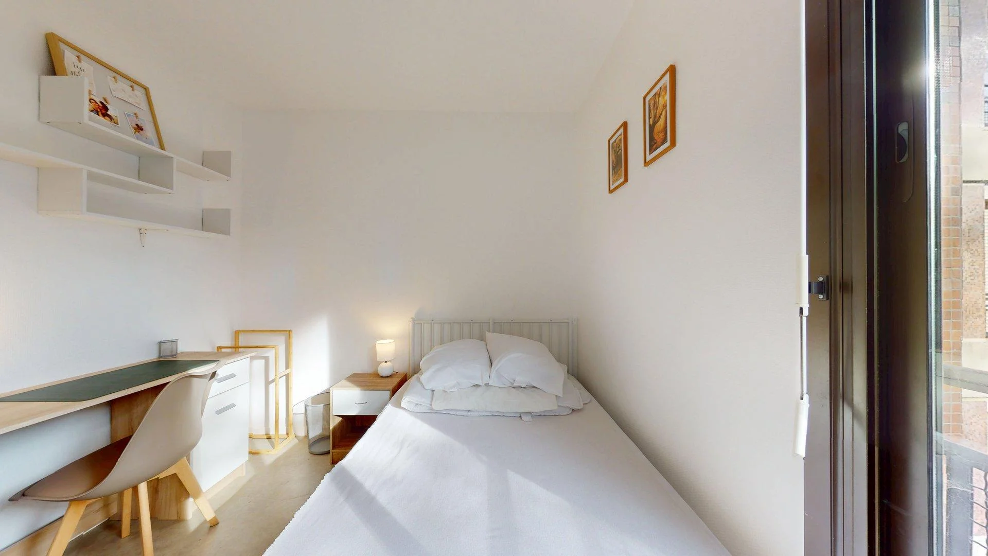 Habitación para estudiantes en  con modernas comodidades
