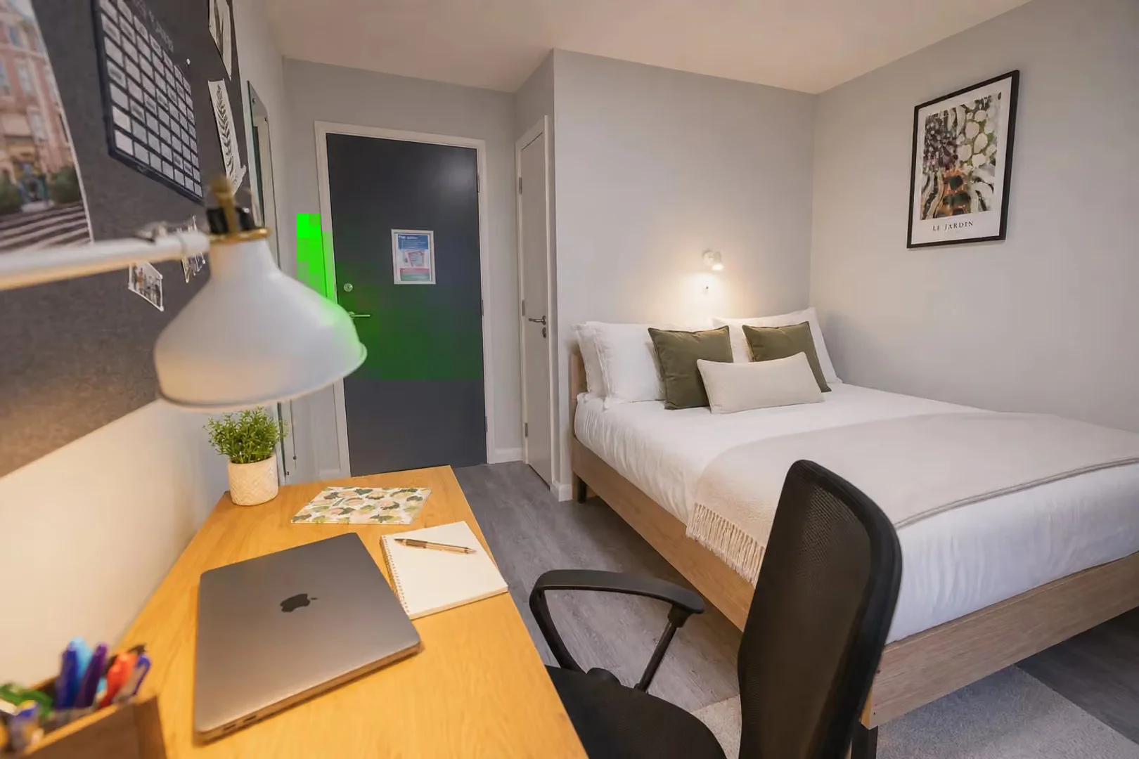 Chambre d'étudiant bon marché à proximité du campus dans