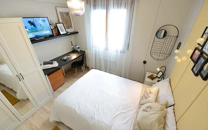Quarto privado em Ramón y Cajal Etorb., 48014 Bilbo, Bizkaia, Spain, imagem 1 de 19
