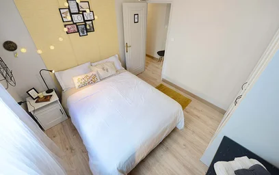 Quarto privado em Ramón y Cajal Etorb., 48014 Bilbo, Bizkaia, Spain, imagem 2 de 19