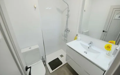 Quarto privado em Ramón y Cajal Etorb., 48014 Bilbo, Bizkaia, Spain, imagem 11 de 19