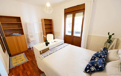 Quarto privado em Zabalbide Kalea, 48006 Bilbo, Bizkaia, Spain, imagem 10 de 21