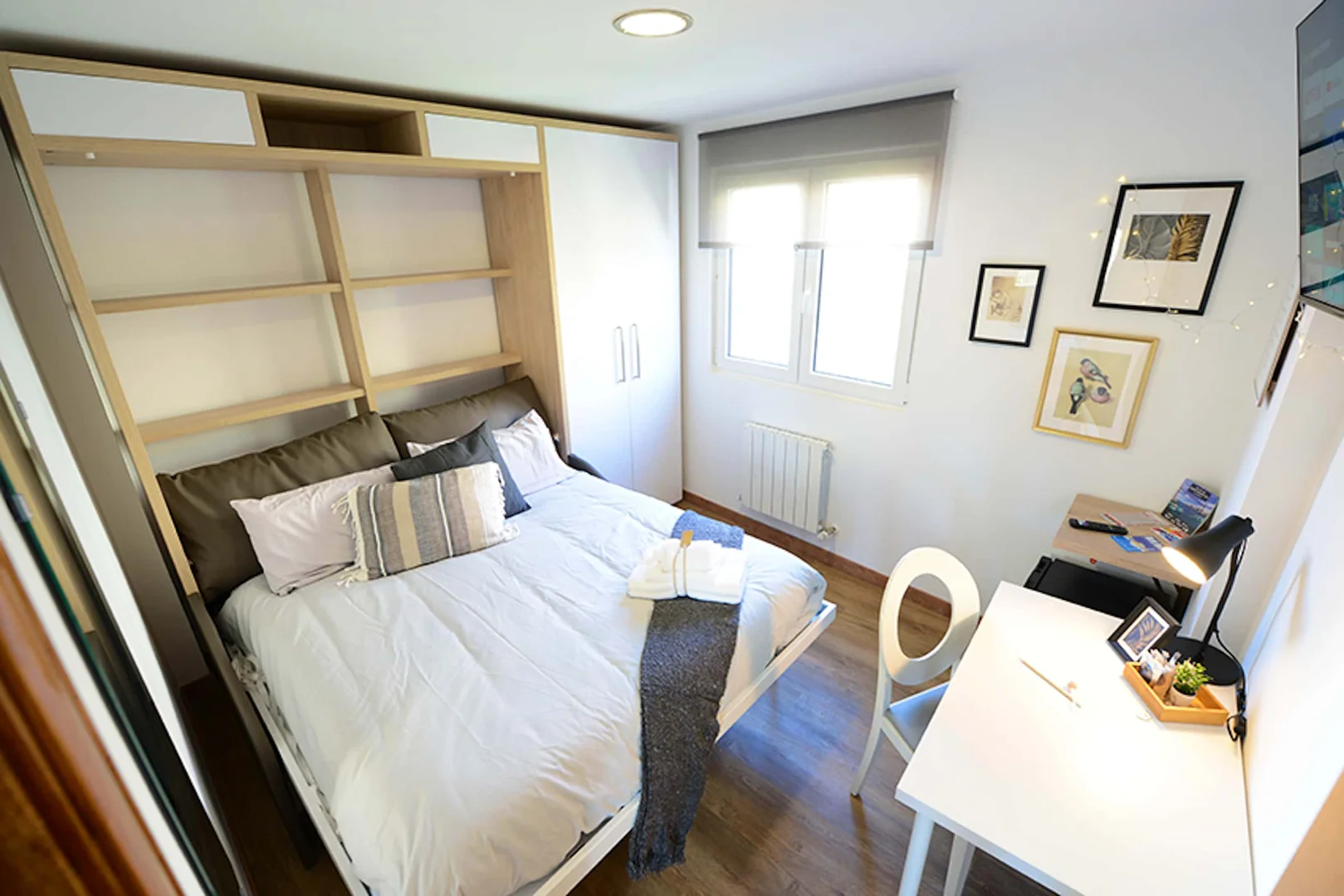 Quarto de estudante económico com localização conveniente em