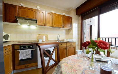Quarto privado em Amadeo Deprit Kalea, 48006 Bilbo, Bizkaia, Spain, imagem 4 de 16