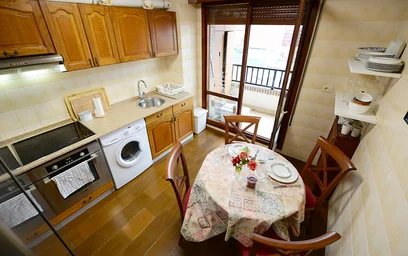 Quarto privado em Amadeo Deprit Kalea, 48006 Bilbo, Bizkaia, Spain, imagem 14 de 16