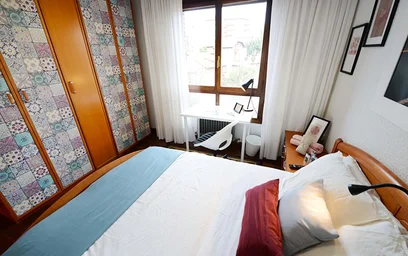 Quarto privado em Amadeo Deprit Kalea, 48006 Bilbo, Bizkaia, Spain, imagem 13 de 14