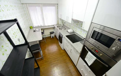 Quarto privado em Aita Esteban Pernet Kalea, 48004 Bilbo, Bizkaia, Spain, imagem 14 de 24