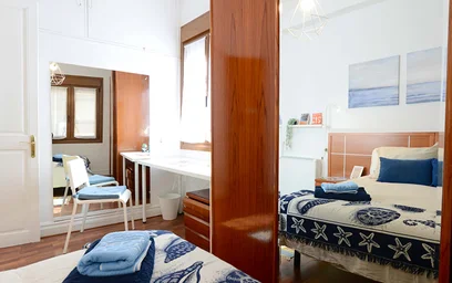 Quarto privado em Zabalbide Kalea, 48006 Bilbo, Bizkaia, Spain, imagem 18 de 21