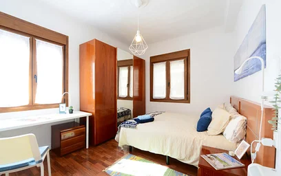 Quarto privado em Zabalbide Kalea, 48006 Bilbo, Bizkaia, Spain, imagem 2 de 21
