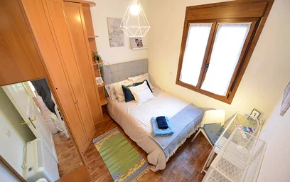 Quarto privado em Zabalbide Kalea, 48006 Bilbo, Bizkaia, Spain, imagem 1 de 20