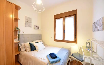 Quarto privado em Zabalbide Kalea, 48006 Bilbo, Bizkaia, Spain, imagem 2 de 20