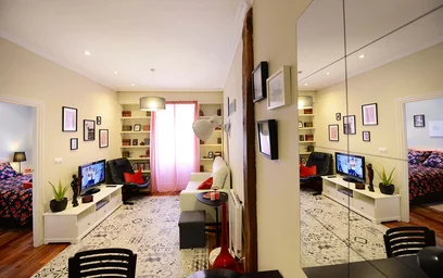 Entire apartment at Lersundi K., 48009 Bilbo, Bizkaia, Spain, image 8 of 21